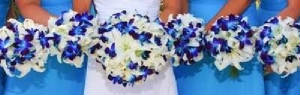 bluewhiteweddingflowers.jpg